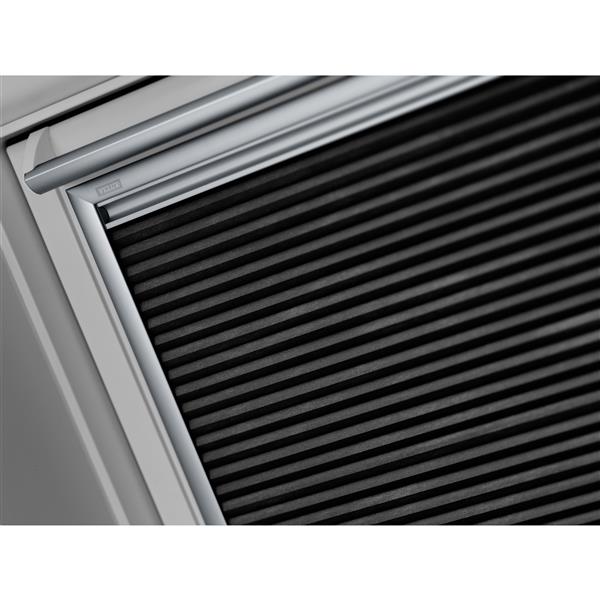 Velux White Solar Powered Room Darkening Blind for FS M04 skylight